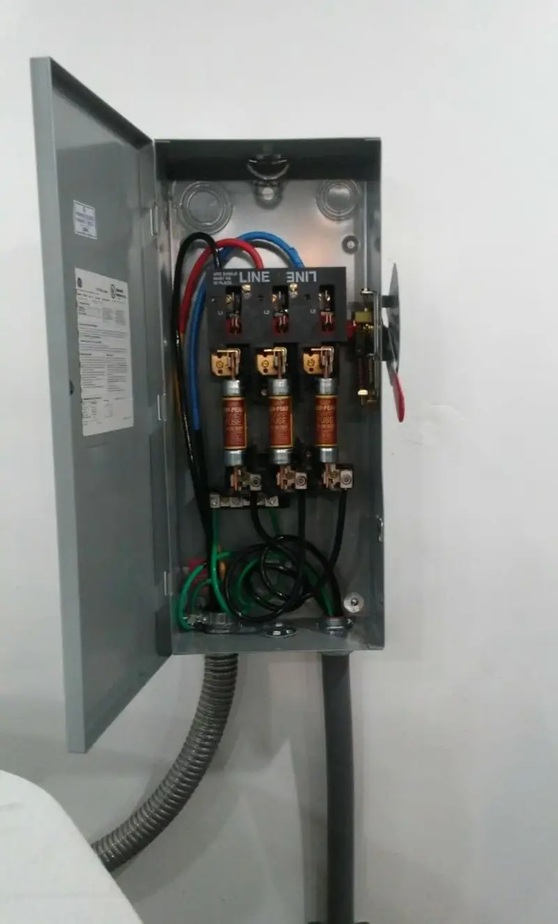Three-phase disconnect switch installed for Electrical Wiring & Rewiring in Piney